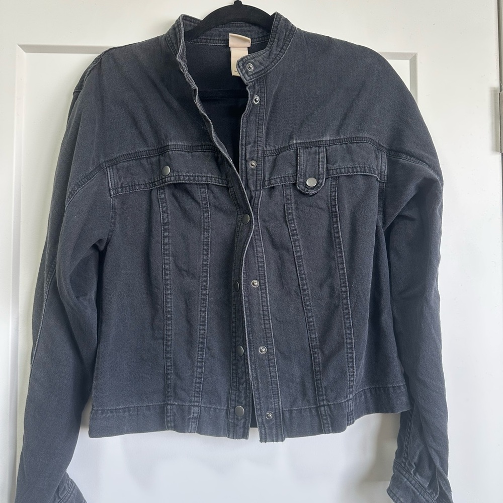 Women's Gray Denim Jacket
